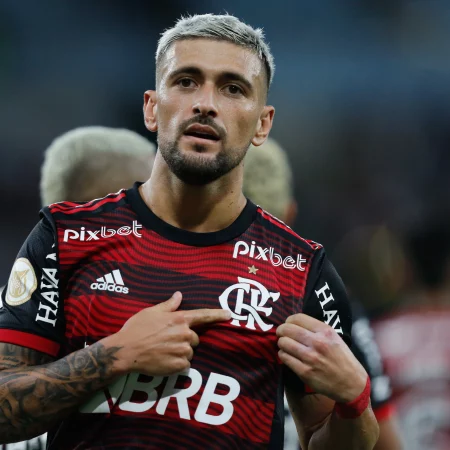 Pixbet começa 2024 patrocinando Flamengo e Revéillon no RJ