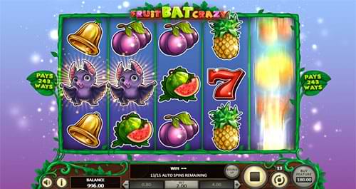 Fruit Bat Crazy slot machine screenshot
